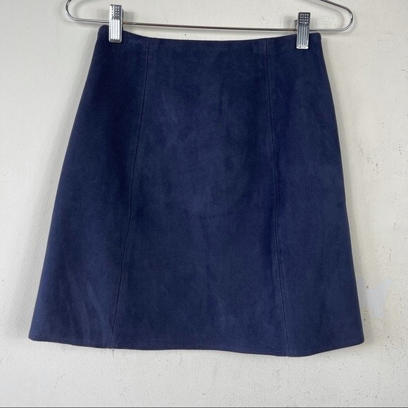 ARITZIA Babaton Modern A Line Mini Skirt Vegan Faux Suede Leather Navy Blue 00 - Picture 4 of 10